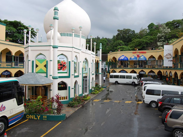 sunbreak-tours-jamaica-excursions-shopping-ocho-rios-1